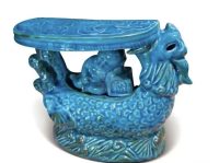 柴窯青藍釉鏤雕龍洲福童枕